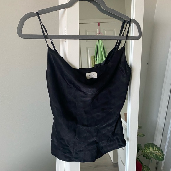 Aritzia Tops - aritzia silk cami